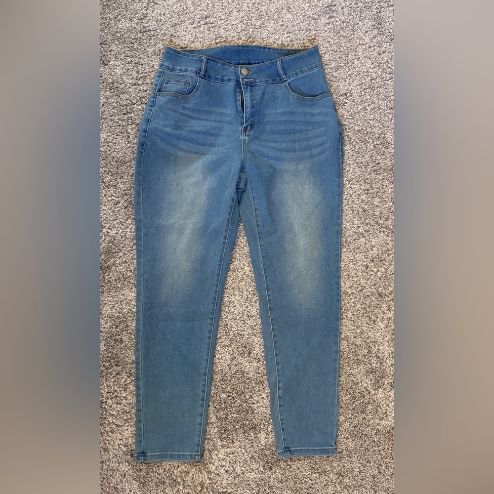 SHEIN stretchy jeans